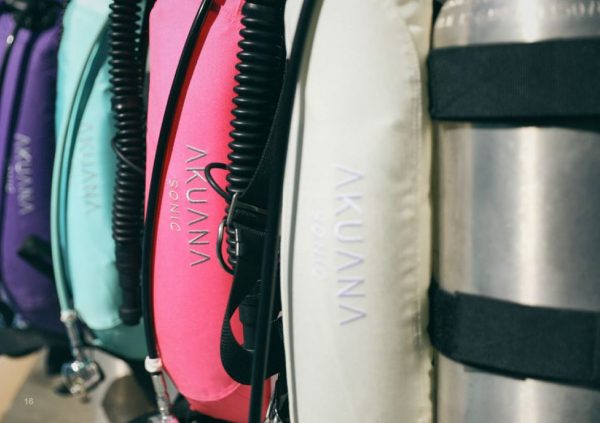 AKUANA Sonic 20/30lb single tank BCD set - Carbon Backplate - Image 14
