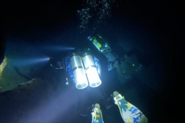 J1500 diving light - Image 6